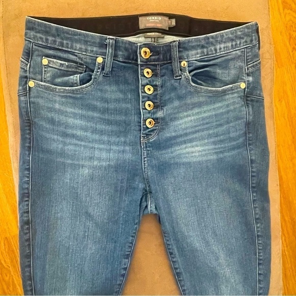 Plus Size Torrid Bombshell Skinny 5 Button Fly Jeans Premium Stretch Size 14R - Picture 4 of 13